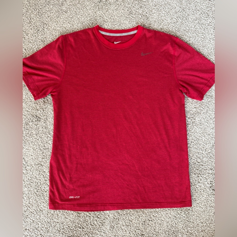 Nike Men's Striped Red Tee